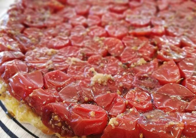 🍅 Tarte tatin au Tomates cerises et caramel au vinaigre Balsamique 🍅