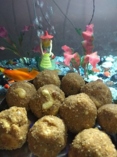 आटे का लड्डू (Aate ka ladoo recipe in hindi) रेसिपी मुख्य फोटो