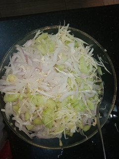 A picture of Simple salad.