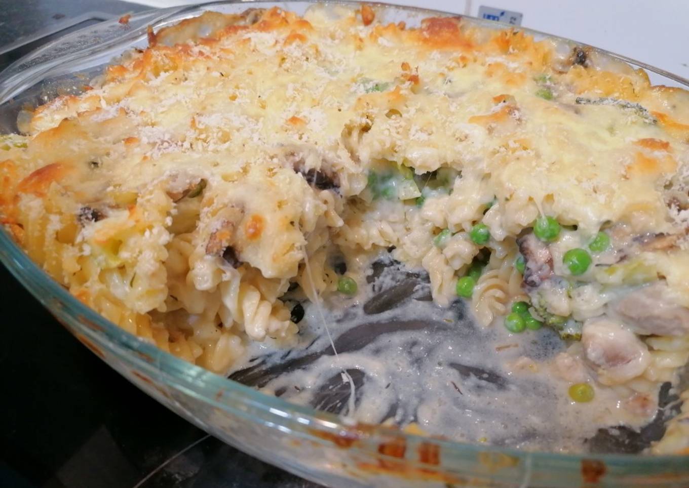 Creamy pasta bake