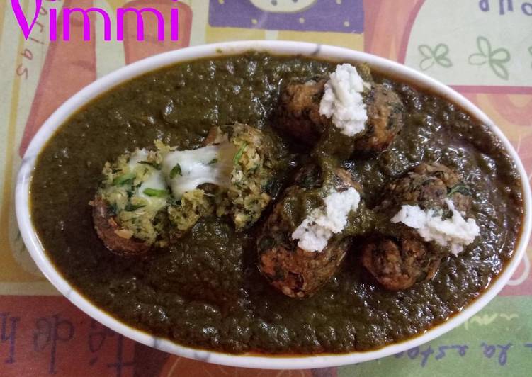 Cheese &amp; Oats kofta in Palak gravy