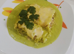 Una foto de "Enchiladas suizas" 🍴