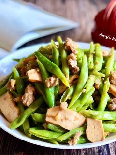 肉燥豆干四季豆 / 家常菜 的食譜成品照片