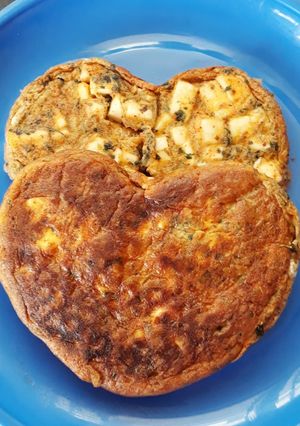 A picture of Paneer Methi Omelette.