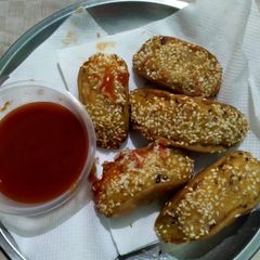 A picture of Chatpate tacos.