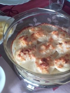 Una foto de Huevos rellenos gratinados con gambas