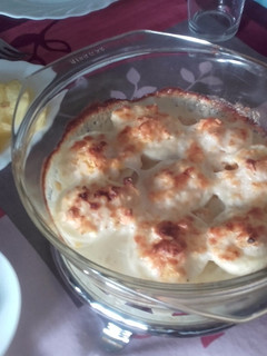 Una foto de Huevos rellenos gratinados con gambas