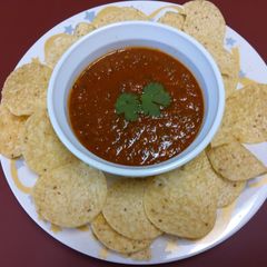A picture of Lee's Homemade Roasted Tomato Salsa.