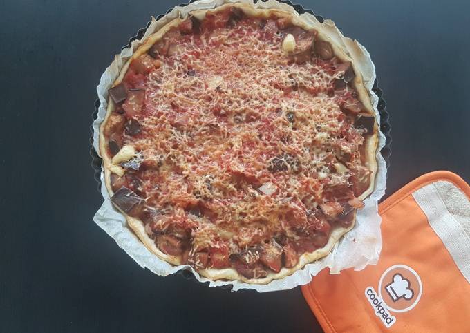 Recipe of Tarte aubergine, tomate et thon