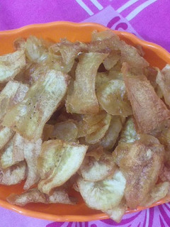 केले के चिप्स (Kele ke chips recipe in hindi) रेसिपी मुख्य फोटो