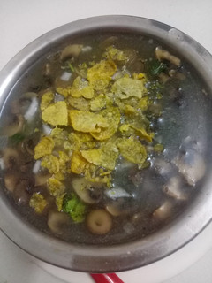 ரோட்டுக்கடை ஸ்டைல் காளான் சூப் செய்முறை முக்கிய புகைப்படம்