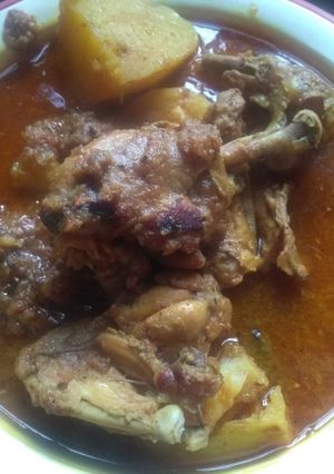A picture of Chicken curry.