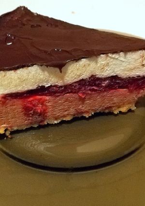 Duplacsokis meggyes mouse sütemény (torta) recept fotója