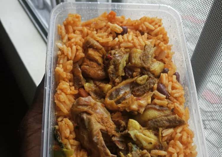 Steps to Prepare Favorite Jollof rice with Chicken