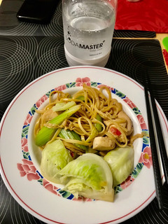 不一樣的炒麵 照燒雞義大利麵 的食譜成品照片