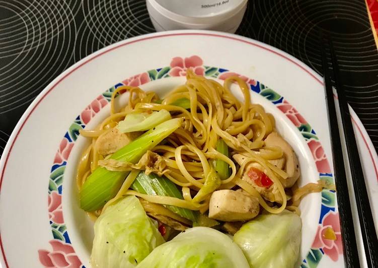 不一樣的炒麵 照燒雞義大利麵