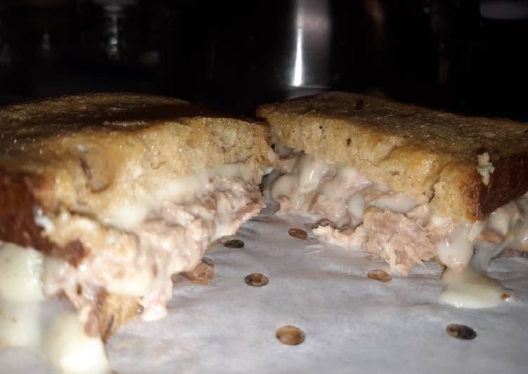 Step-by-Step Guide to Prepare Super Quick Homemade Tuna Melt (Air fryer)