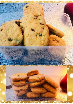 A picture of Karachi bakery homemade fruit biscuits recipe.