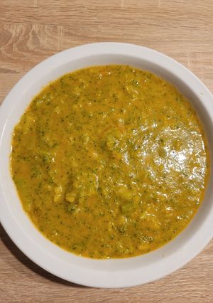 Brokkolipaprikás recept fotója