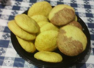 Una foto de Polvorones con harina de arroz de vainilla y mixtos
