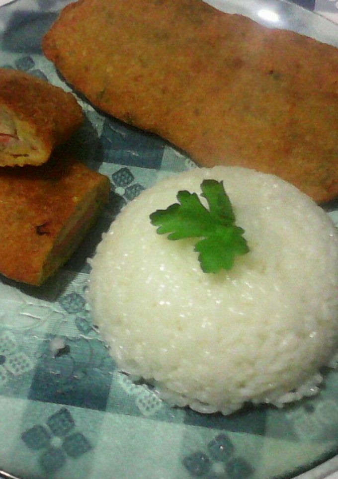 Una foto de Milanesas de tallo de acelga rellenas con jamón y queso