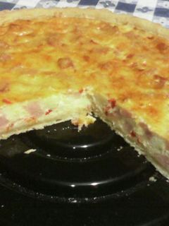 Una foto de Tarta de jamón y queso