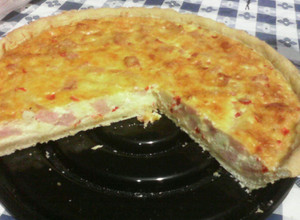 Una foto de Tarta de jamón y queso