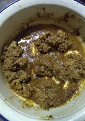 A picture of Hariyali gobhi tikka masala.