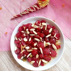 A picture of Meethi Gajar.