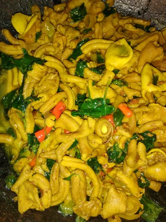 Langkah Gampang Membuat Resep Usus ayam bumbu kuning kemangi yang Enak Banget Anti Ribet, Mantap Sekali