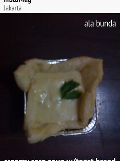 Foto resep Creamy corn soup w/ toast bread