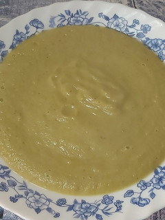 Una foto de Crema de calabacín y berenjena