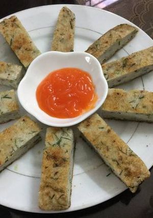 A picture of Vietnamese Bronze Featherback Fish Cake .