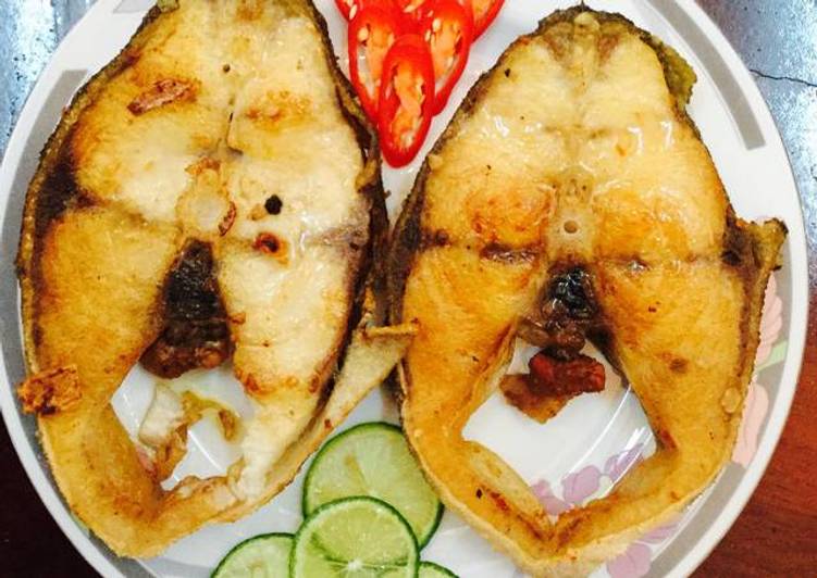 Recipe of Homemade Fried Cobia with Salt and Chili
