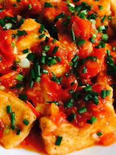 A picture of Fried Tofu in Tomato Sauce.