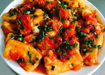 Unique Cuisine Fried Tofu in Tomato Sauce Delicious Nutritious