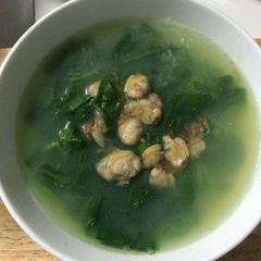 Vietnamese Clam Soup with Spinach A picture of Vietnamese Clam Soup with Spinach .