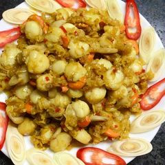 A picture of Stir-fried Scallops with Lemongrass and Chili.