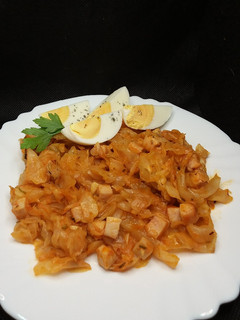 Una foto de Repollo con pavo cocido al brandy(Col)