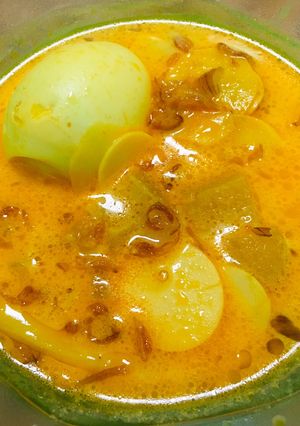 Foto resep Rebung kikil telor santan kuah kuning