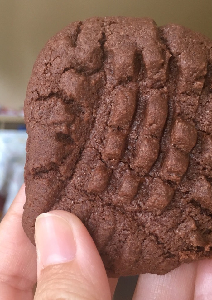 Una foto de Galletas de chocolate y mantequilla rápidas y fáciles