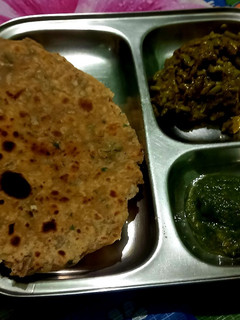 बेसन थेपला (Besan Thepla recipe in hindi) रेसिपी मुख्य फोटो