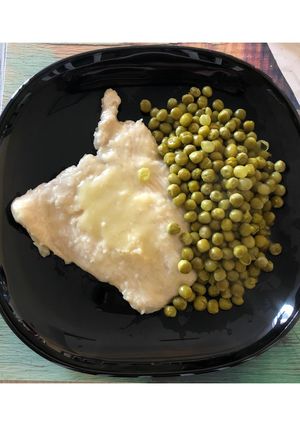 Foto di Scaloppina di tacchino allo spumante con i piselli 🫛