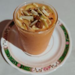 A picture of Papaya Shake.