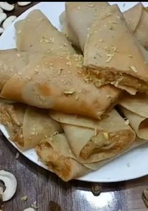 গুড়ের পাটিসাপ্টা (gurer patisapta recipe in Bengali) রেসিপির প্রধান ছবি