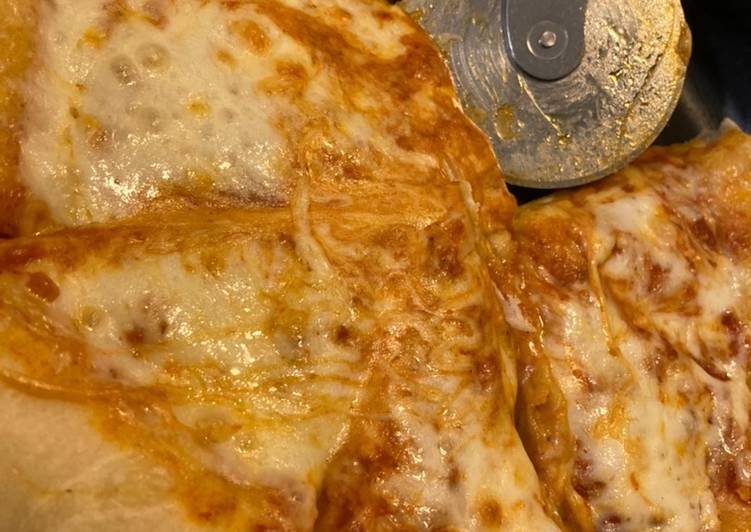 Simple Way to Prepare Super Quick Homemade Homemade pizza