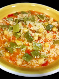 Una foto de Arroz Bomba caldoso - veggie