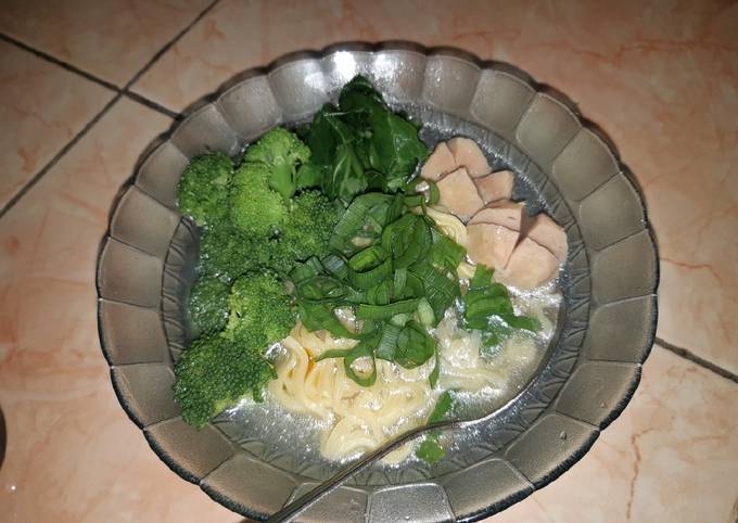 Resep Mie Rebus 🍜 Oleh Anggraini Kusumastuti Cookpad