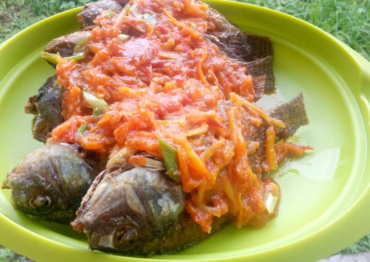 Ikan nila saus tomat