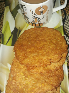 A picture of Deep fried Moong Dal ki Puri.
